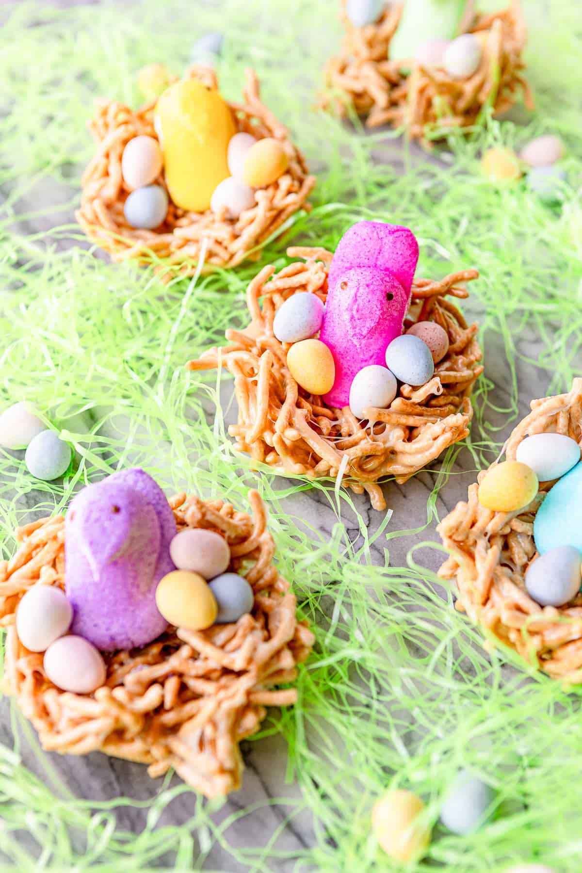 Easy Edible Bird's Nests with Peeps For Easter - Unsophisticook