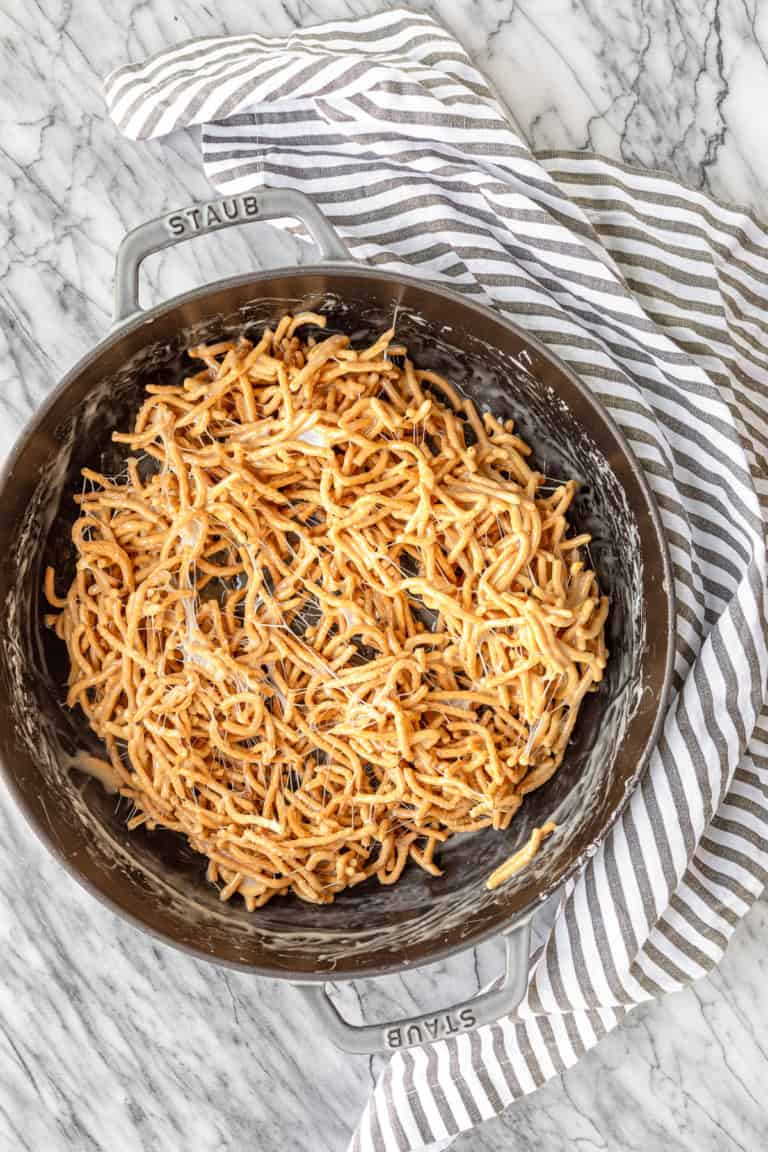 Easy Edible Bird's Nests with Peeps For Easter Unsophisticook