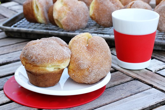 https://unsophisticook.com/wp-content/uploads/2012/05/Cinnamon-Sugar-Crusted-Popovers.jpg