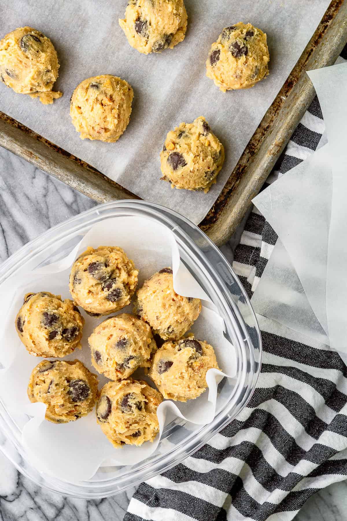 How to Freeze Cookie Dough (and Freshly Baked Cookies) - Just so Tasty