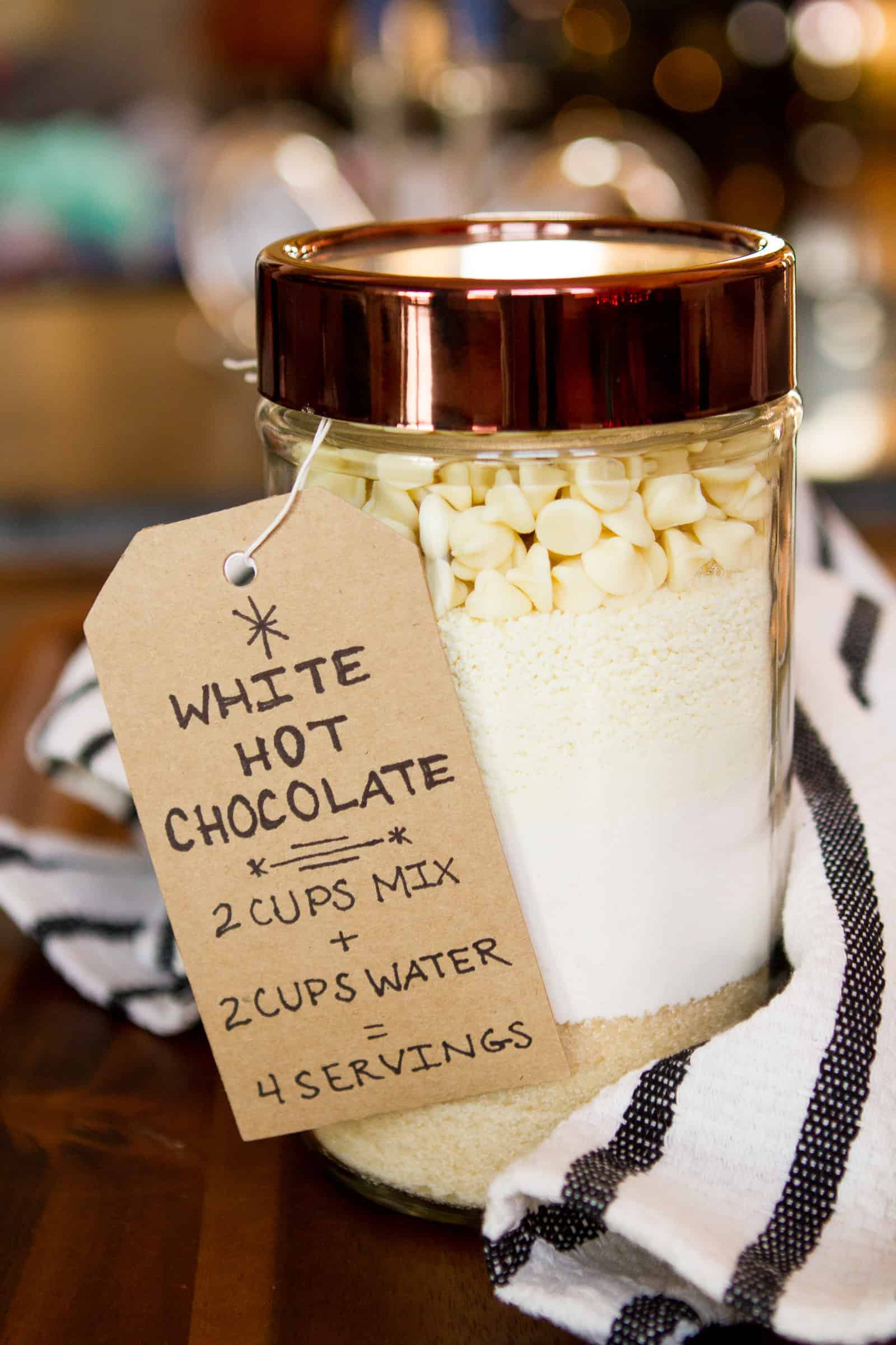 White Hot Chocolate Mix Mason Jar Gift Idea // Unsophisticook