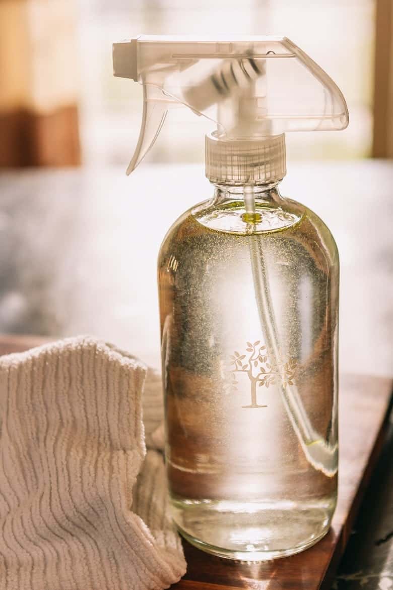 vinegar glass cleaner diy