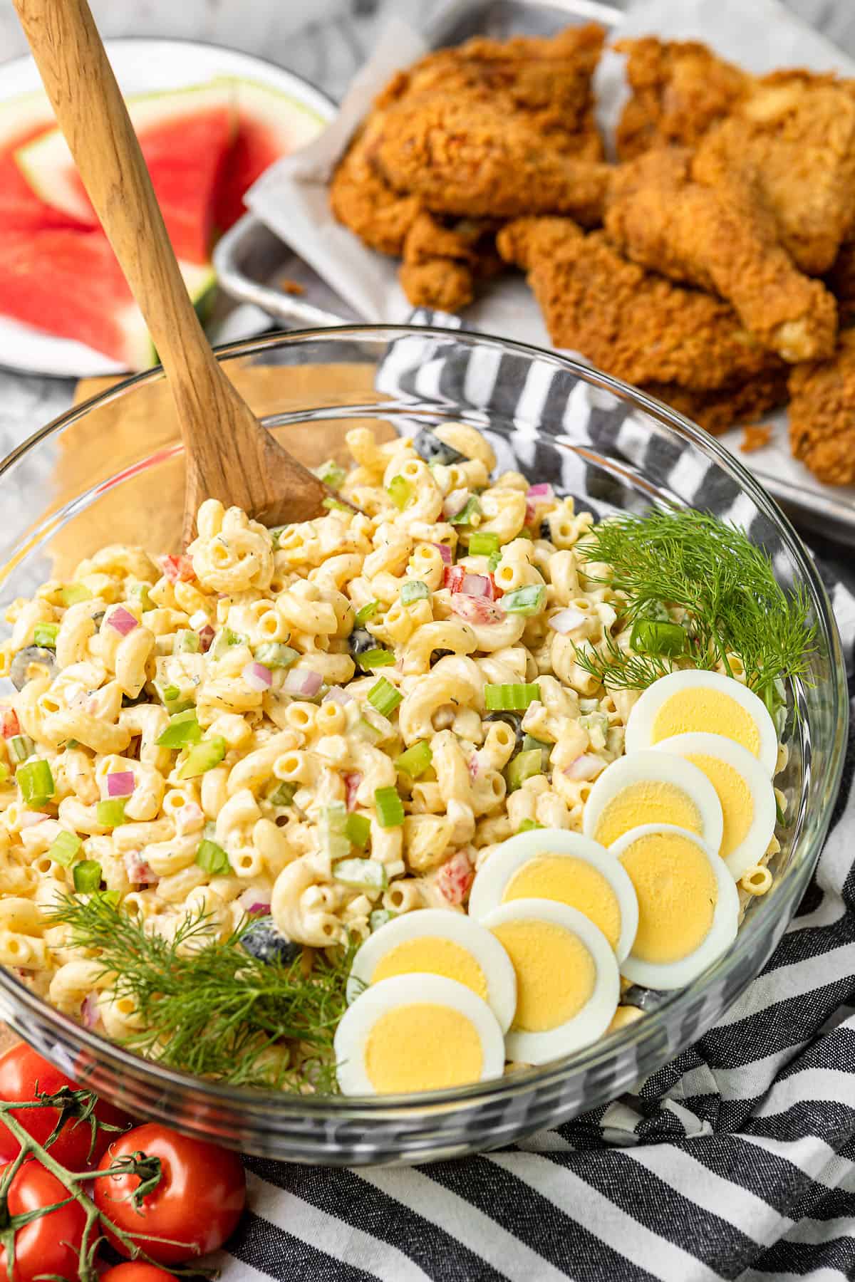 macaroni salad with egg