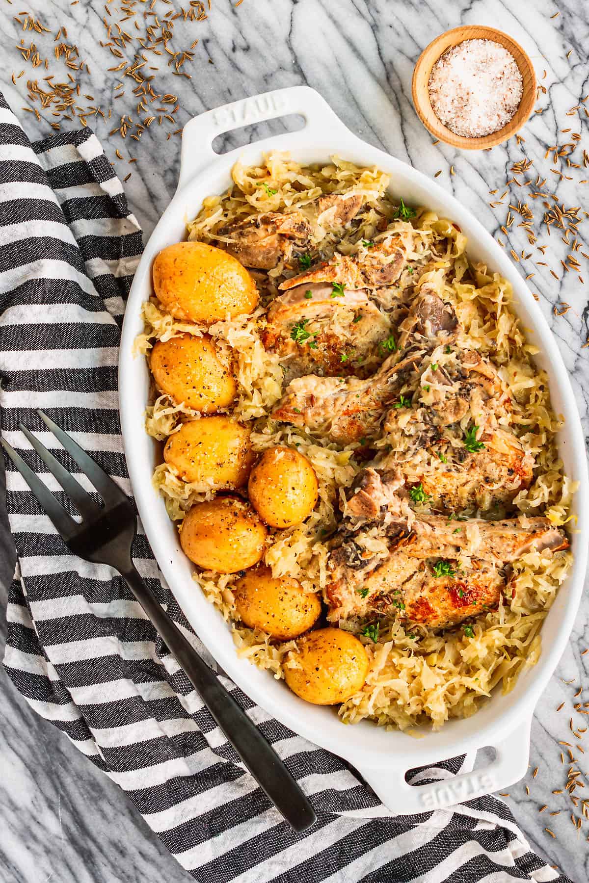 Simple Slow Cooker Pork Chops and Sauerkraut (Székelykáposzta)