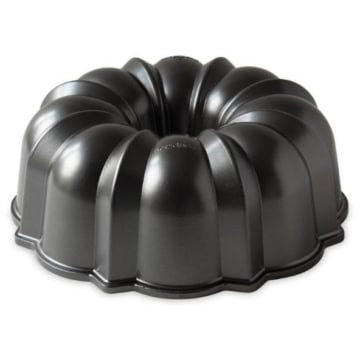 Nordic Ware Non-Stick Bundt Cake Pan